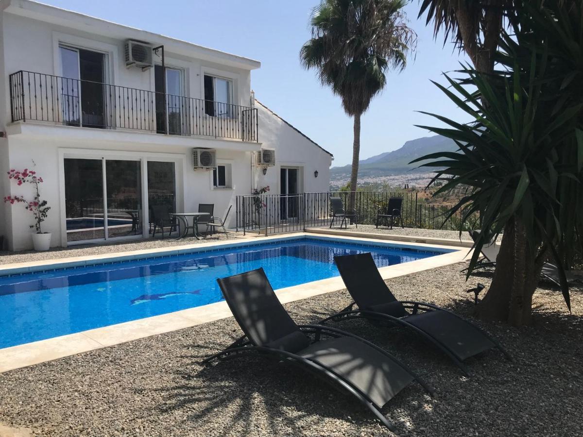 מאלגה Studio Views Apartment, Cortijo Fruitful Hills מראה חיצוני תמונה