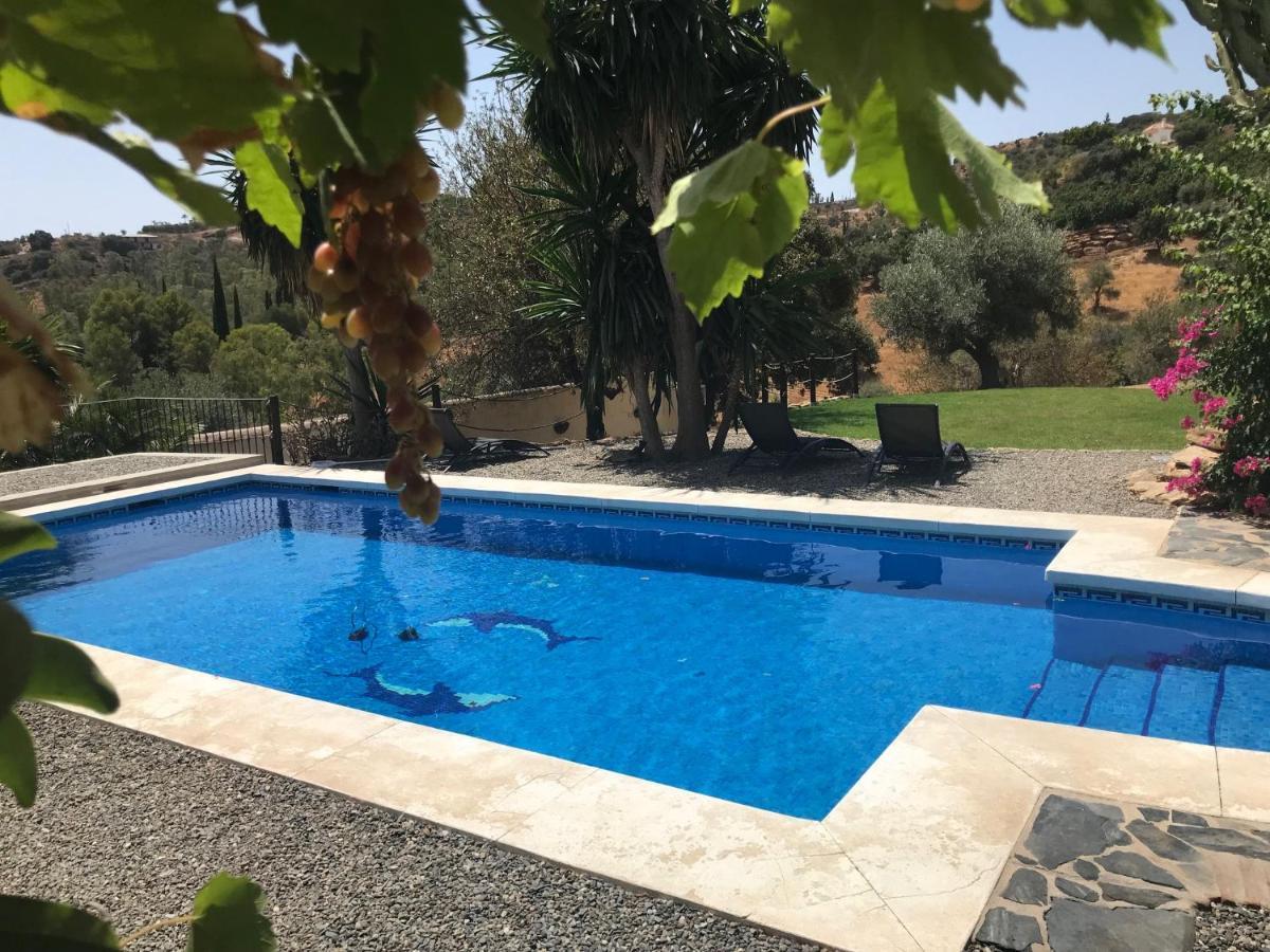 מאלגה Studio Views Apartment, Cortijo Fruitful Hills מראה חיצוני תמונה