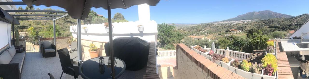 מאלגה Studio Views Apartment, Cortijo Fruitful Hills מראה חיצוני תמונה