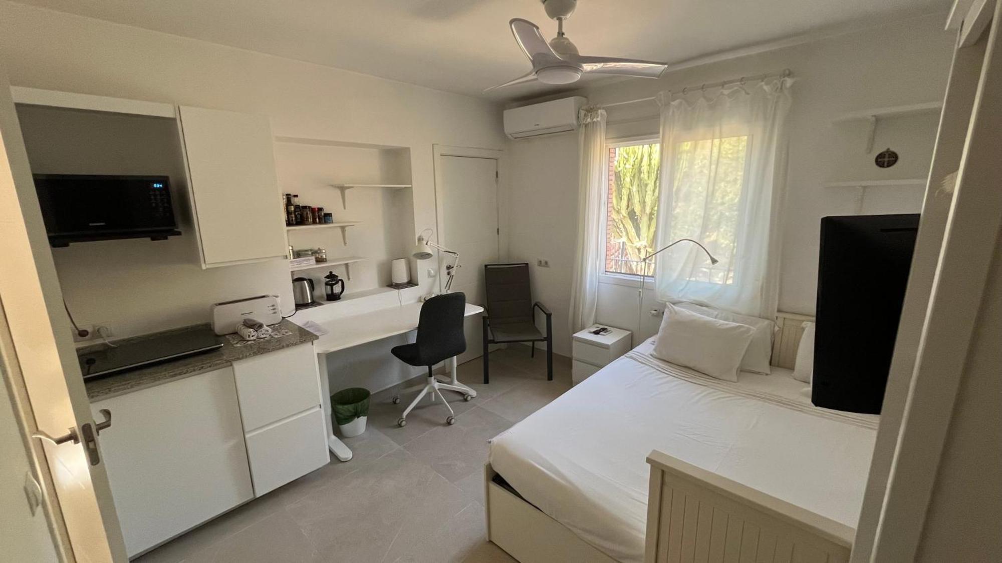 מאלגה Studio Views Apartment, Cortijo Fruitful Hills מראה חיצוני תמונה